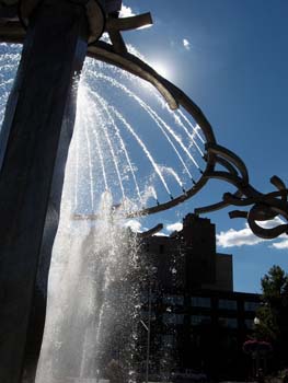 fountain_backlit_frame